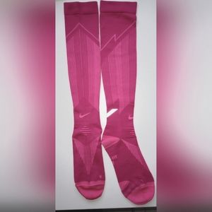 Women's Nike high  knees compressions sport socks size M/L